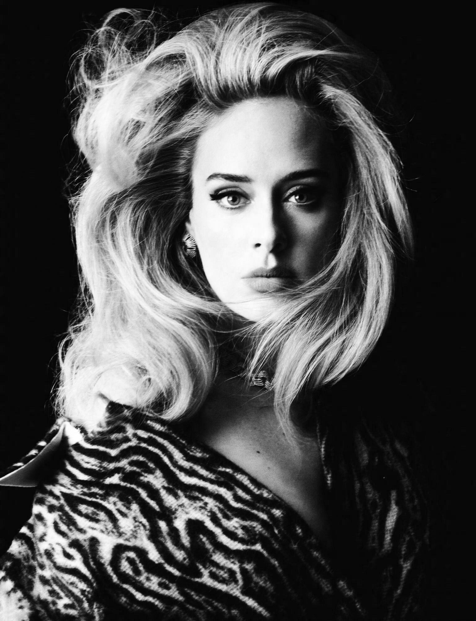 Adele-2-by Steven-Meisel-British-Vogue-Nov-2021 (9).jpg