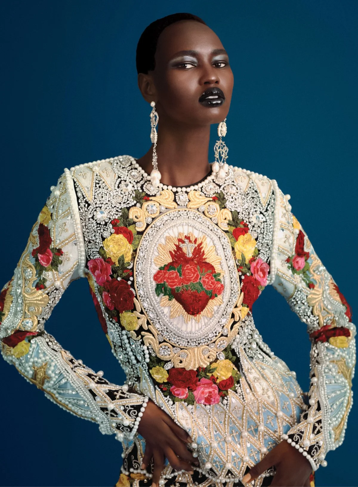 Rasharn-Agyemang-Vogue-US-Nov-2021 (10).jpg