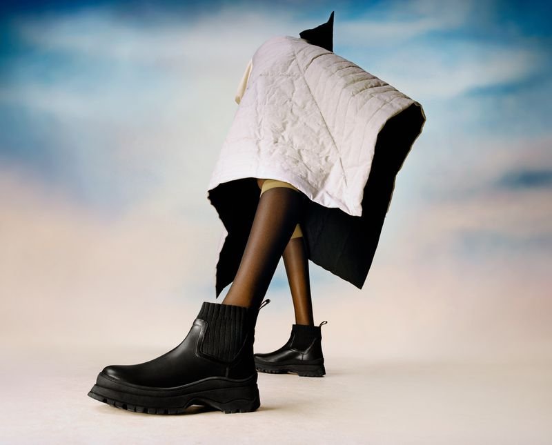Dan-Beleiu-Net-a-Porter-Incredible-Boots-Campaign (2).jpg