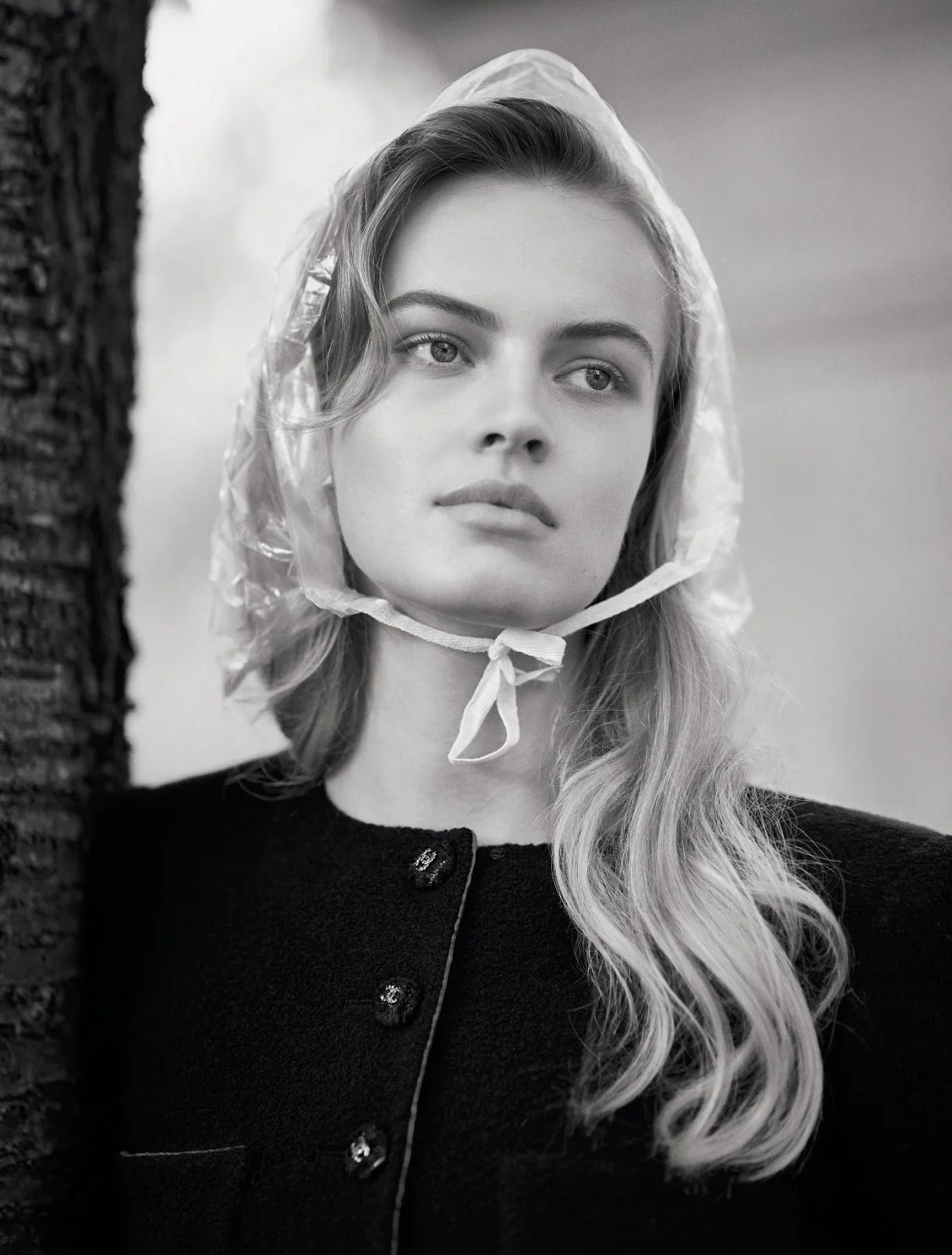 Sophia Roetz Honors Actor Emmanuelle Riva for Numéro 226 — Anne of ...