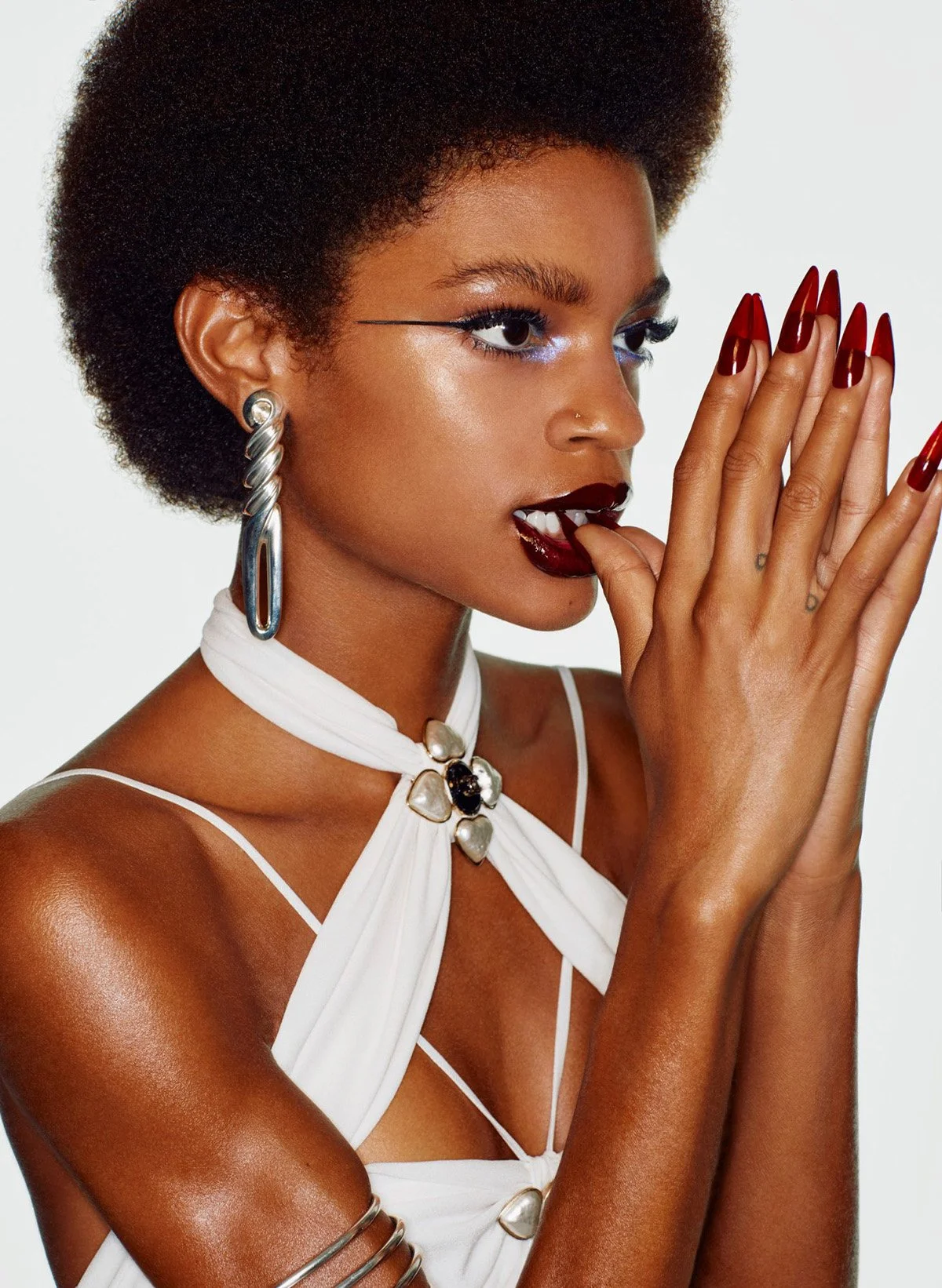 Elaine-Palacio-Mosquera-covers-InStyle-US-December-2021-January-2022-by-Anthony-Maule-2.jpg