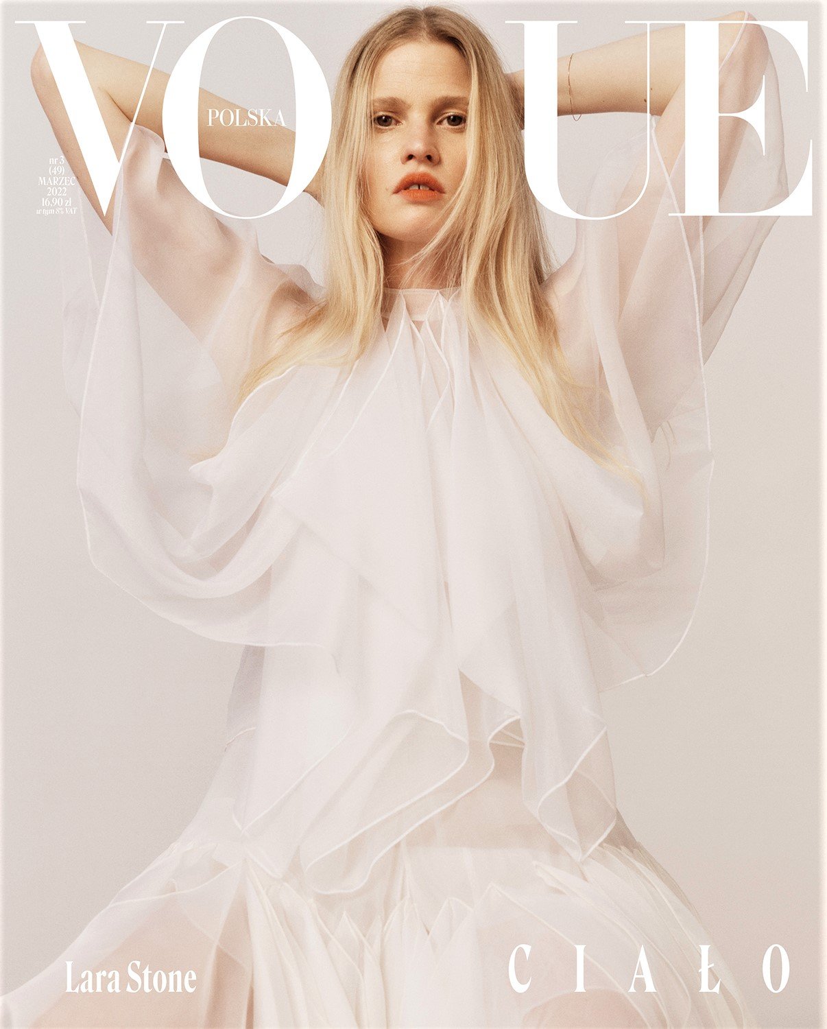 Lara-Stone-by-Ina-Lekiewicz-Vogue-Poland-March-2022 (4).jpg