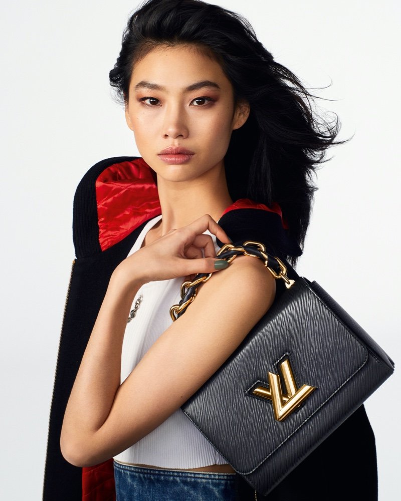 Hoyeon Jung Shares Everyday Pics of Louis Vuitton Twist Bag — Anne of  Carversville