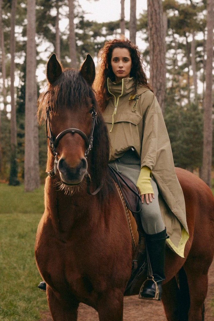 Joan and Lily Are Besties in Lauren Ralph Lauren Fall 2021 — Anne of  Carversville