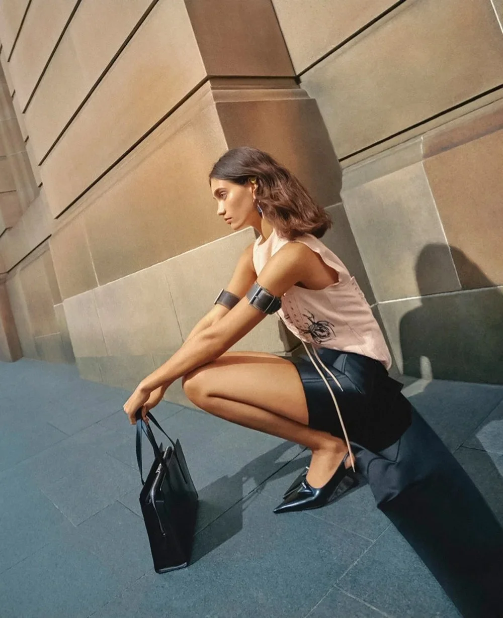 Holly-Brown-by-Isaac-Brown-for-Vogue-Australia-March-2022-4.jpg