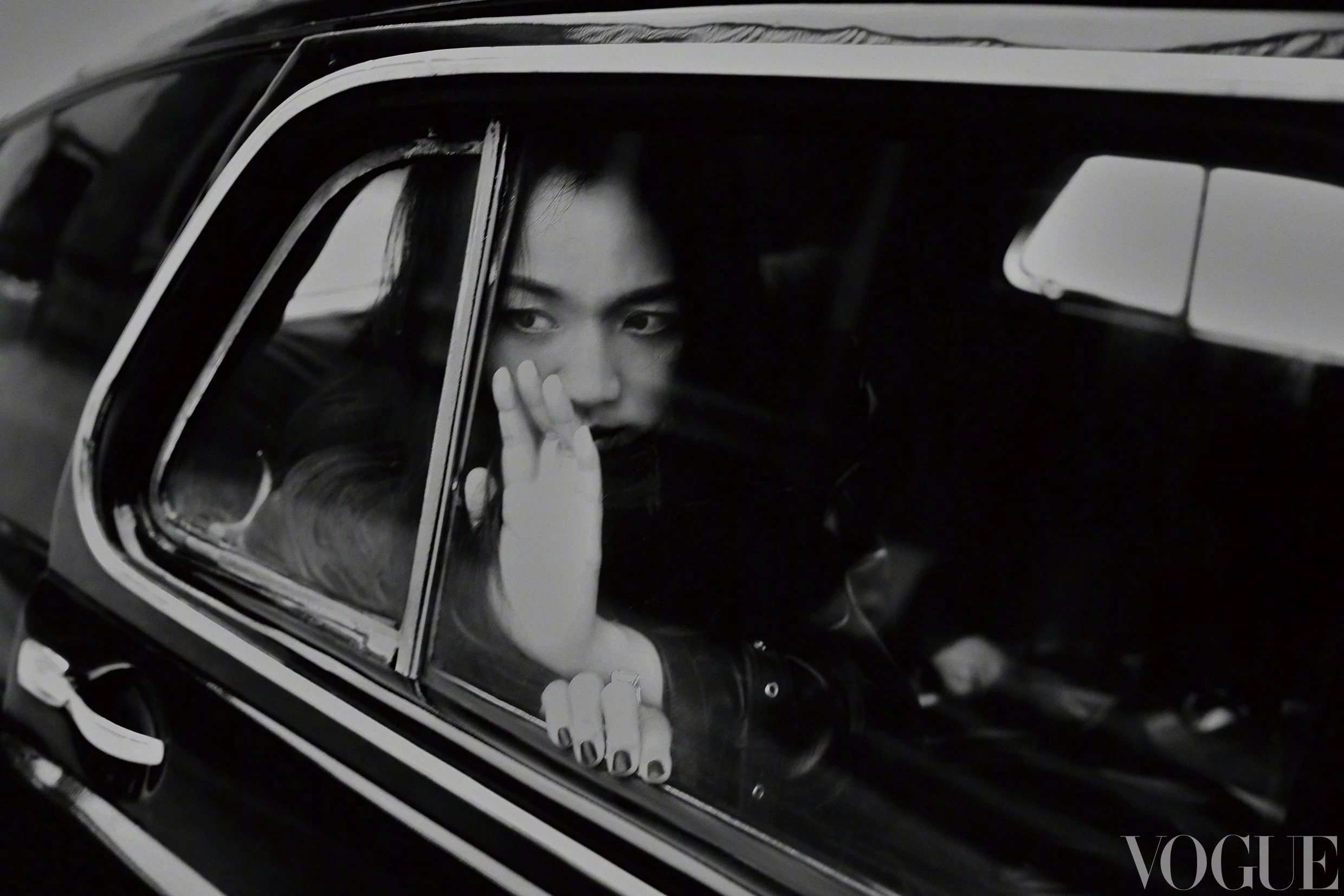 Tang-Wei-by-Wang-Liang-Vogue-China-May-2022 (4).jpeg