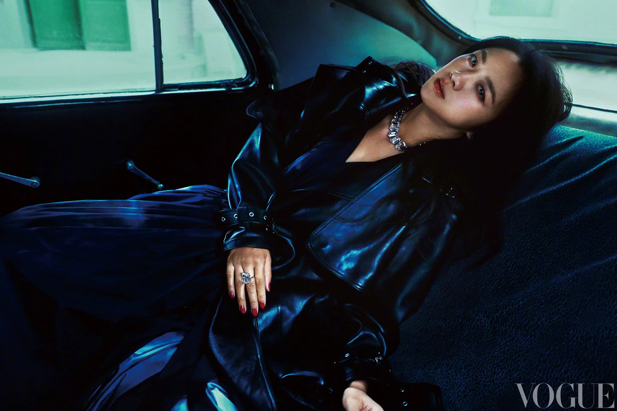 Tang-Wei-by-Wang-Liang-Vogue-China-May-2022 (3).jpeg