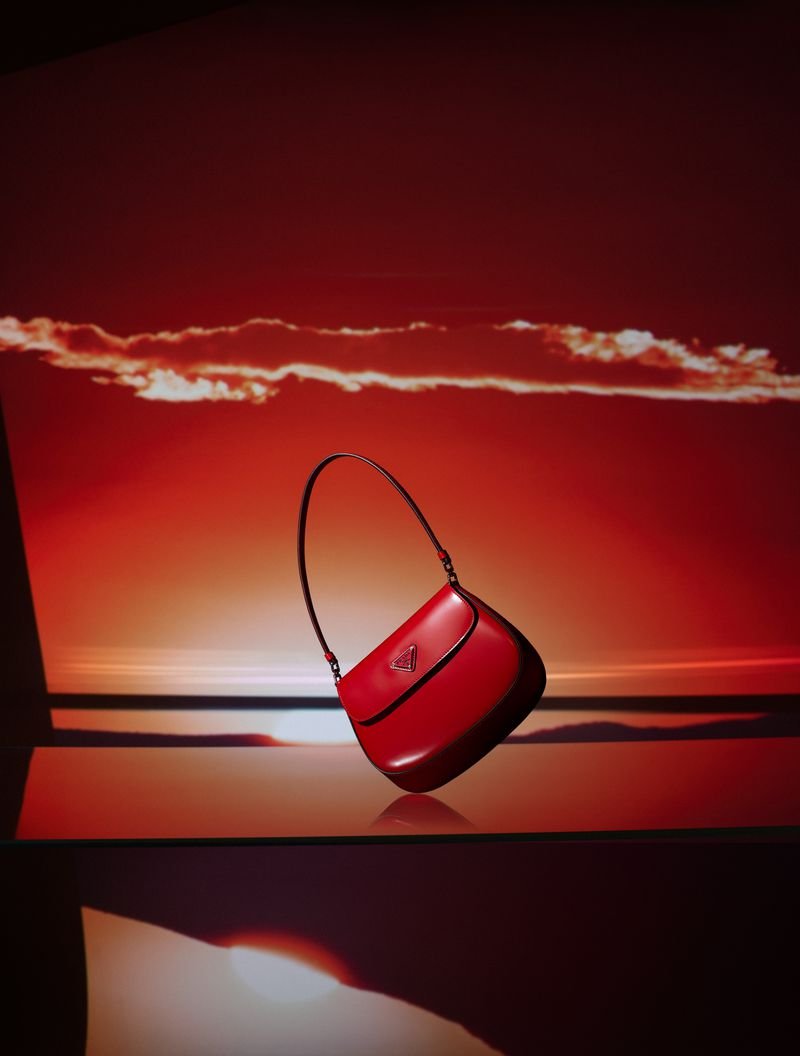 Red-Handbags-in-Vogue-Scandinavia-April-2022 (2).jpg
