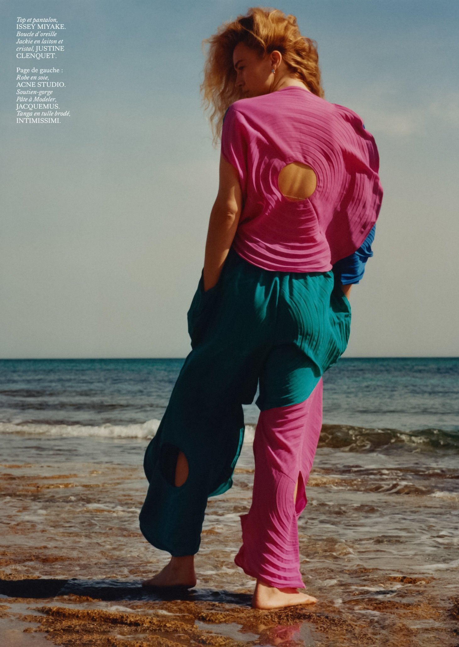 Raquel-Zimmermann-by-Theo-De-Gueltzl-Vogue-France-June-July-2022 (3).jpg