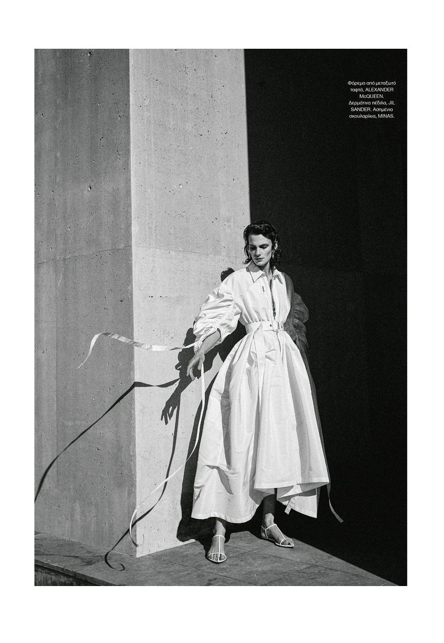 Lena-Hardt-by-Thanassis-Krikis-Vogue Greece-June-2022 (6).jpg