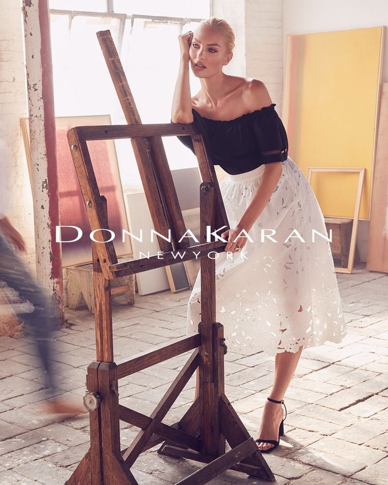 Candice-Swanepoel-Donna-Karan-Ads-Summer-2022 (9).jpg