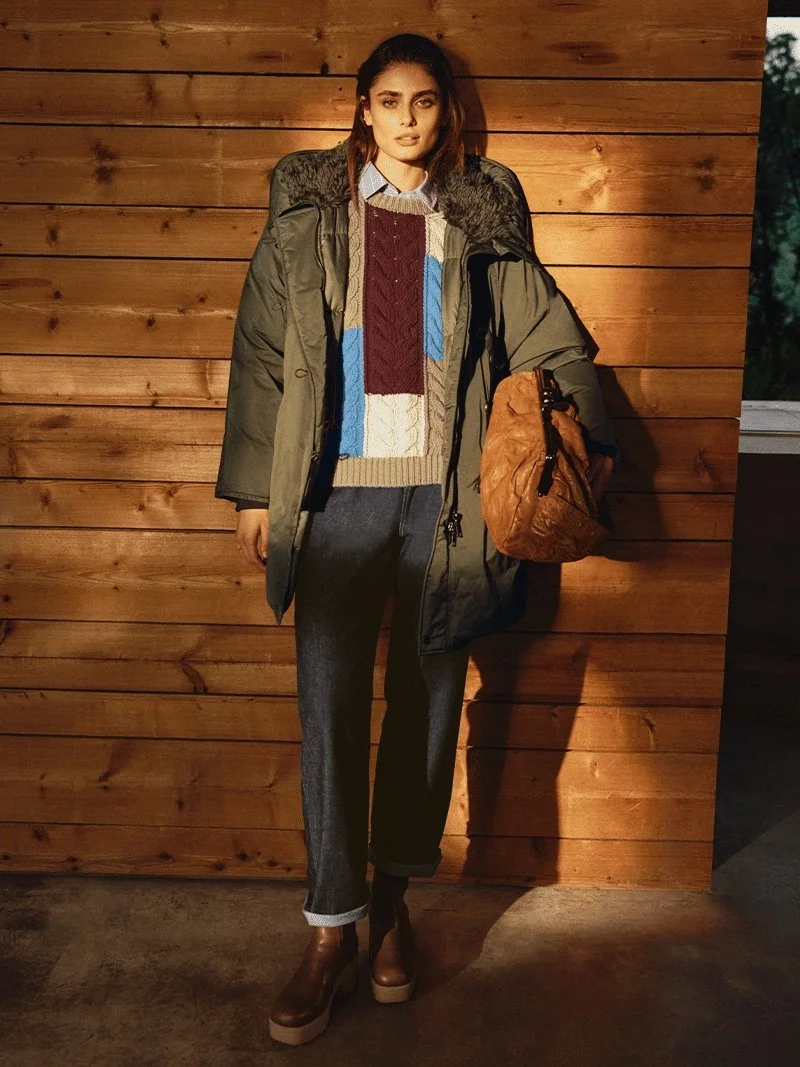 Taylor-Hill-Weekend-Max-Mara-Fall-2022-by-Lachlan-Bailey (12).jpg