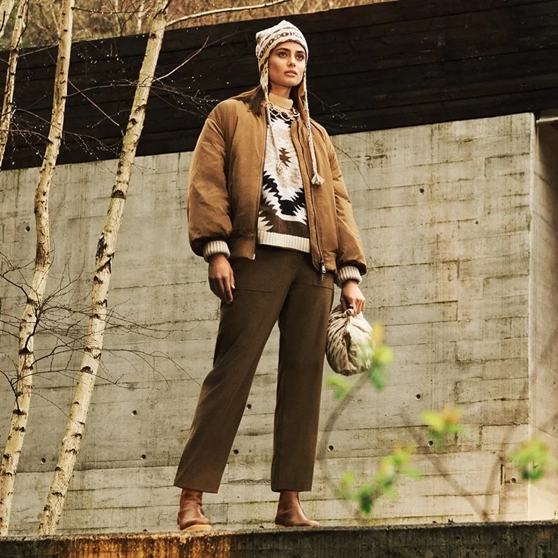 Taylor-Hill-Weekend-Max-Mara-Fall-2022-by-Lachlan-Bailey (13).jpg