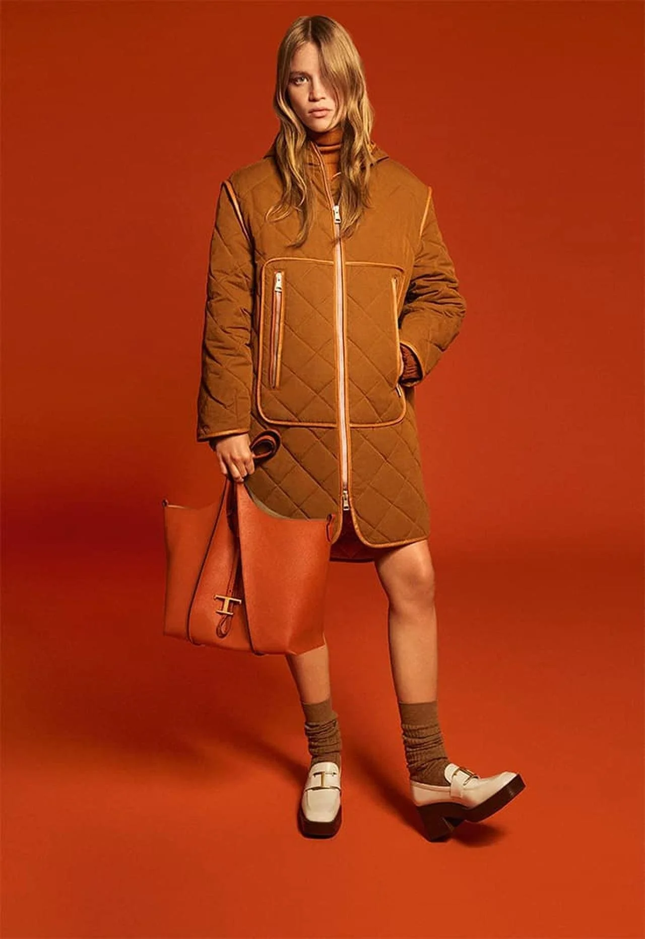 1-Tods-Pre-Fall-2022-Campaign (3).jpg