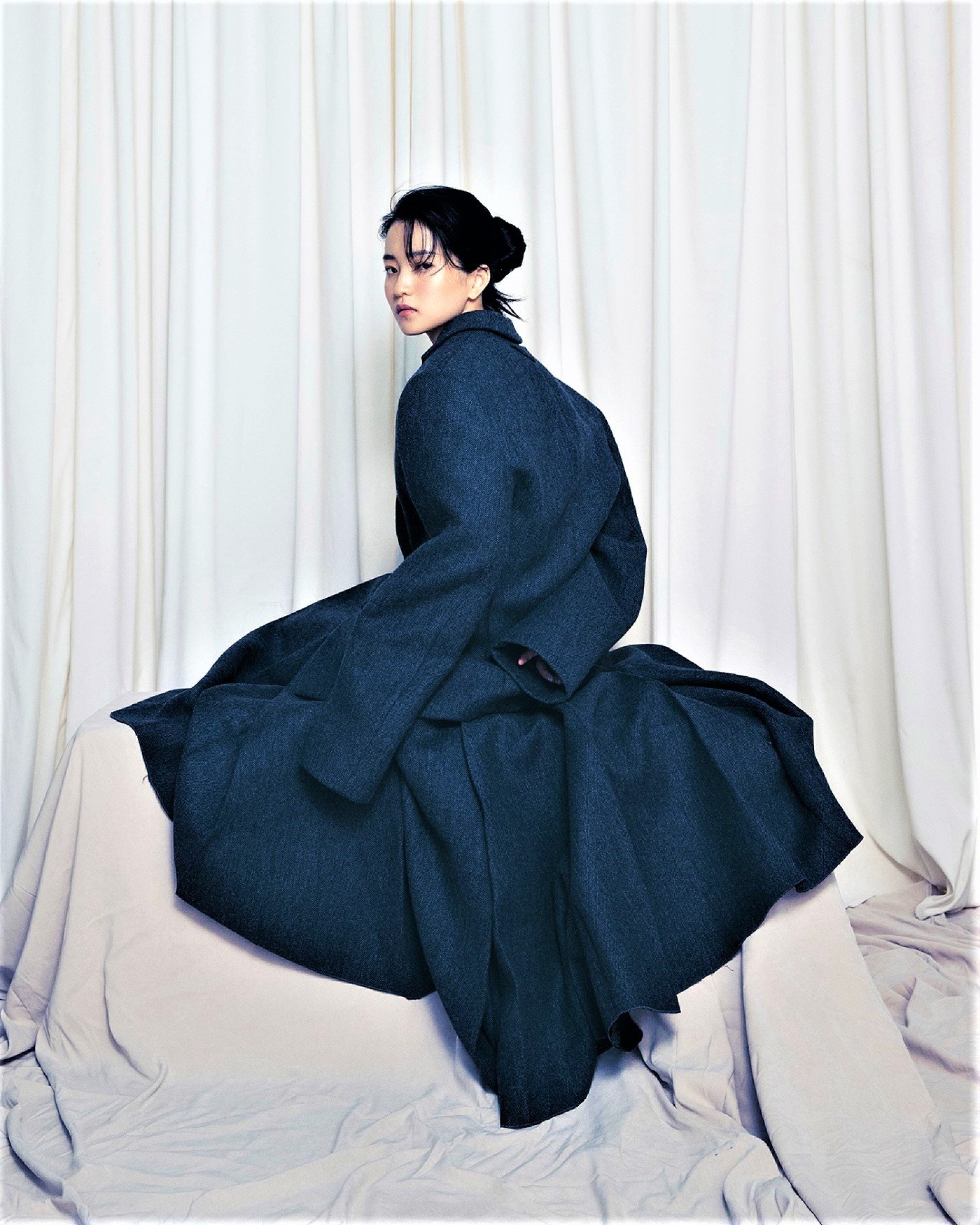 Kim-Tae-ri-by-Kim-Yeong-Jun-Vogue-Hong-Kong-August-2022 (1).jpg