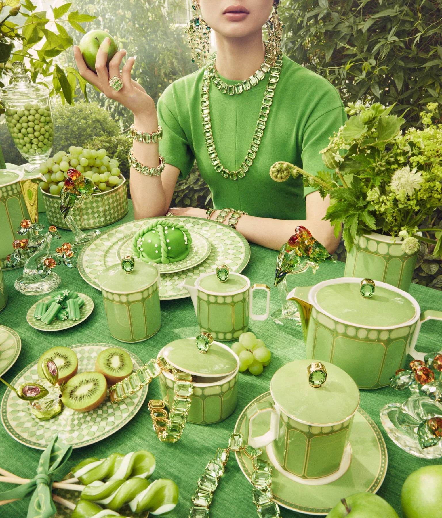 Swarovski X Rosenthal SIGNUM Collection Invites Us to Embellish Our Lives