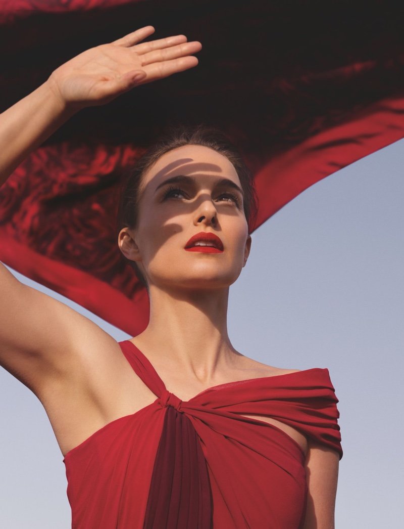 Natalie-Portman-Dior-Rouge-Dior-Forever-2022-Lipstick-Campaign.jpg