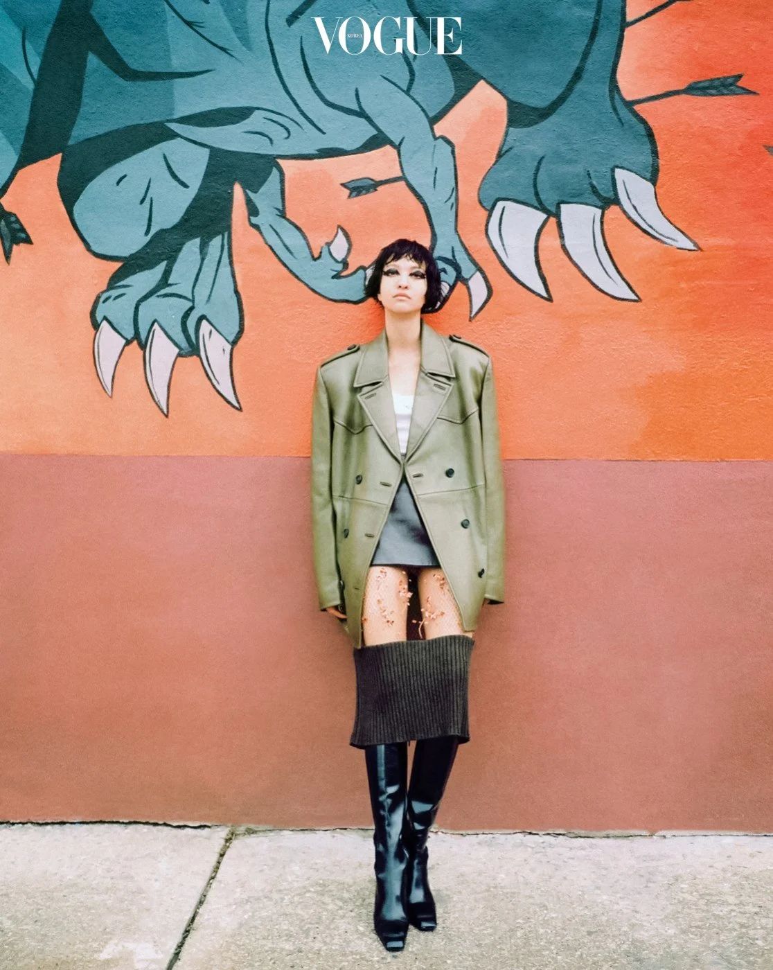 America-Gonzzalez-by-Hyea-W-Kang-Vogue-Korea-September-2022 (8).jpg