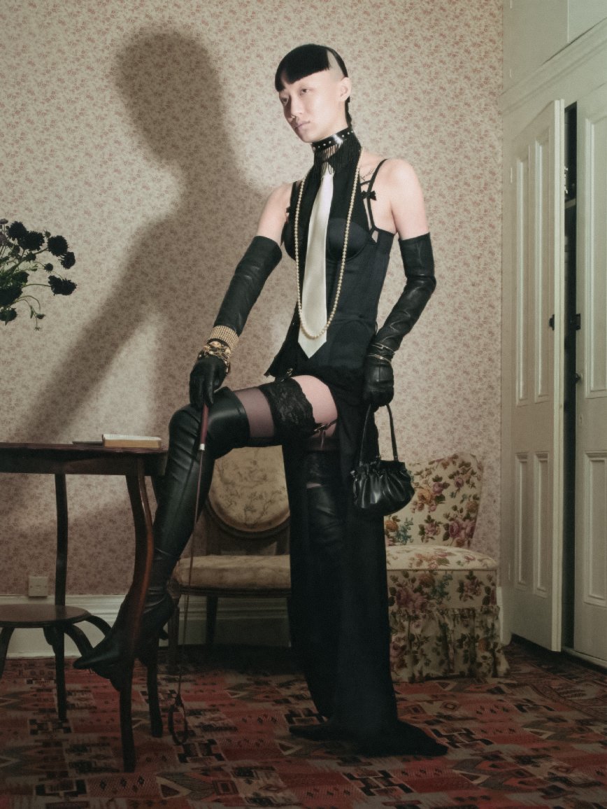 David-Sims-Desire-Lines-British-Vogue-September-2022 (9).jpg