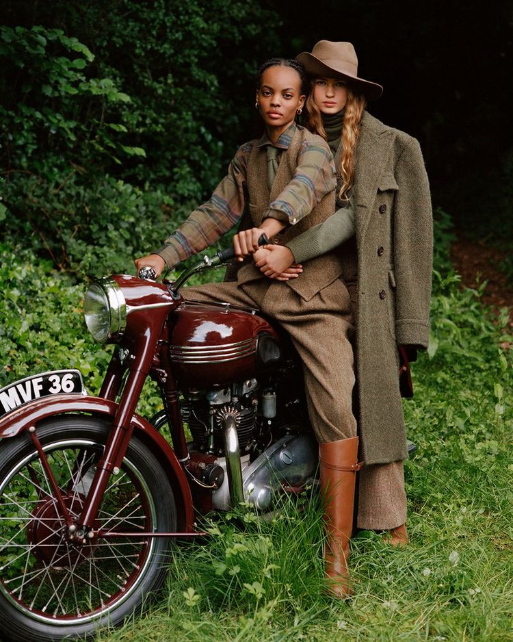 Joan and Lily Are Besties in Lauren Ralph Lauren Fall 2021 — Anne of  Carversville