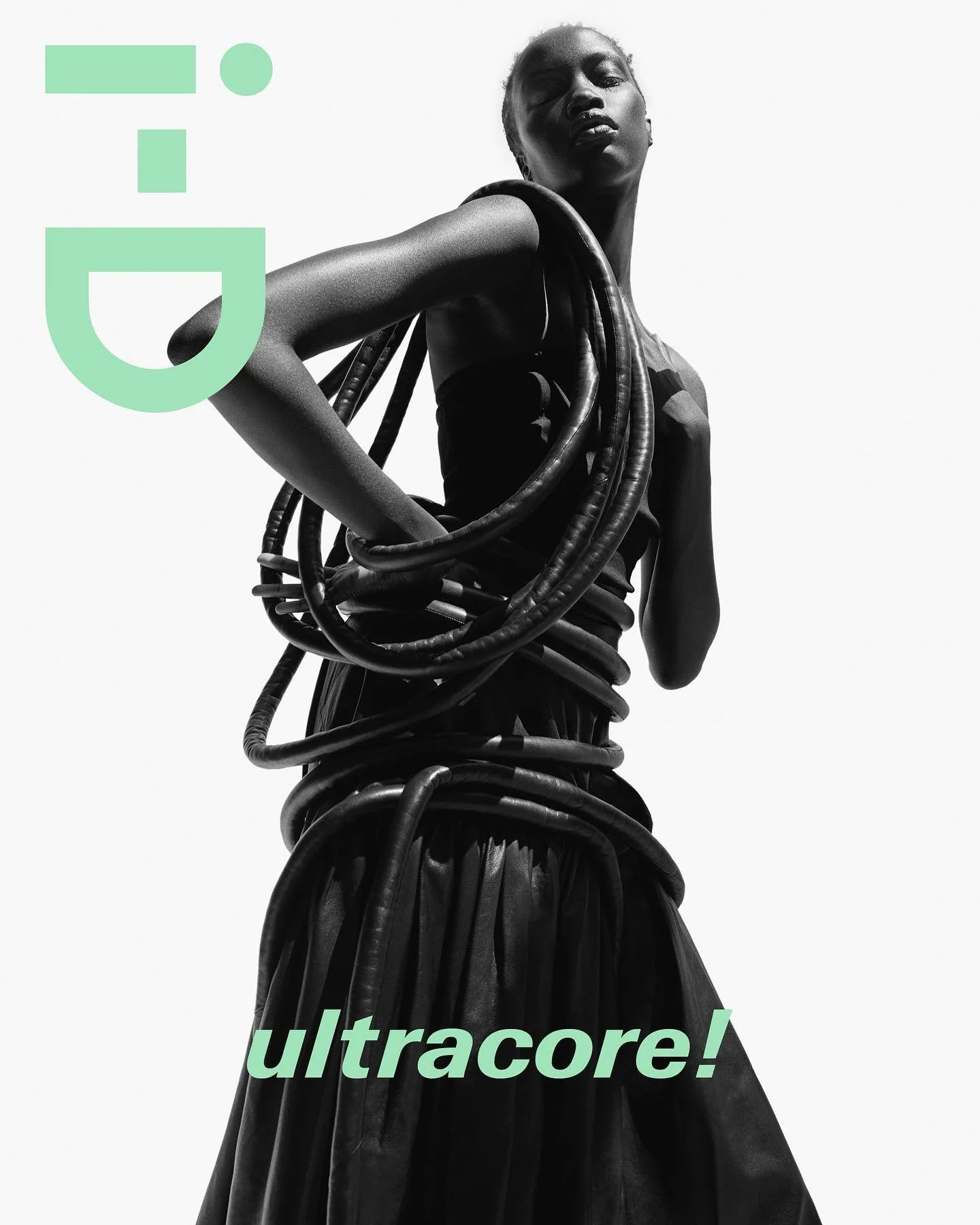 Anok-Yai-by-Mario-Sorrenti-i-D-Magazine-Fall-2022-Cover- (1).jpg