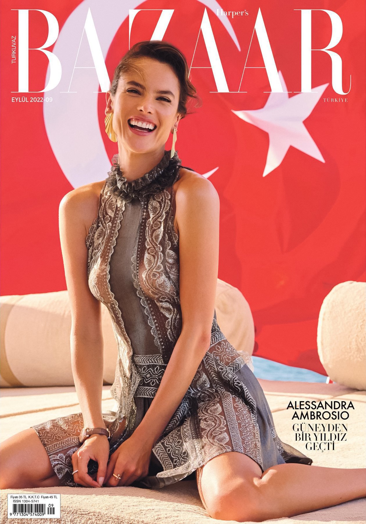 Alessandra-Ambrosio-by-Stewart-Shining-Harpers-Bazaar-Turkey-Sept-2022 (16).jpg