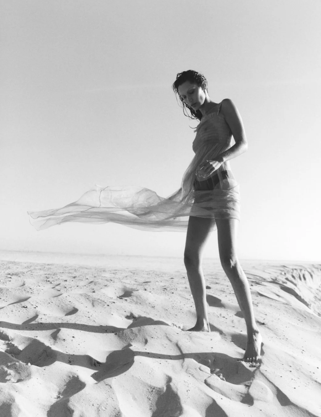 Bella-Hadid-by-Sam-Rock-i-D-Fall-2022 (2).jpeg