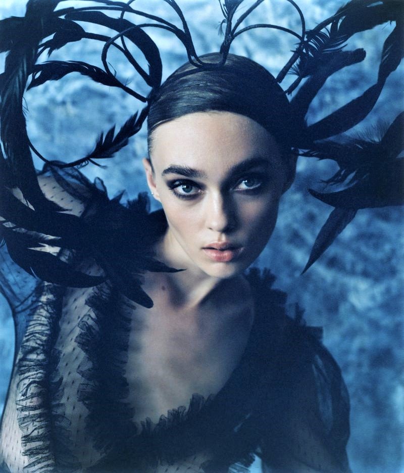 Marta Wieczorek in 'Grace' Elegance by Cyril Manzini for Schön Magazine September 2022