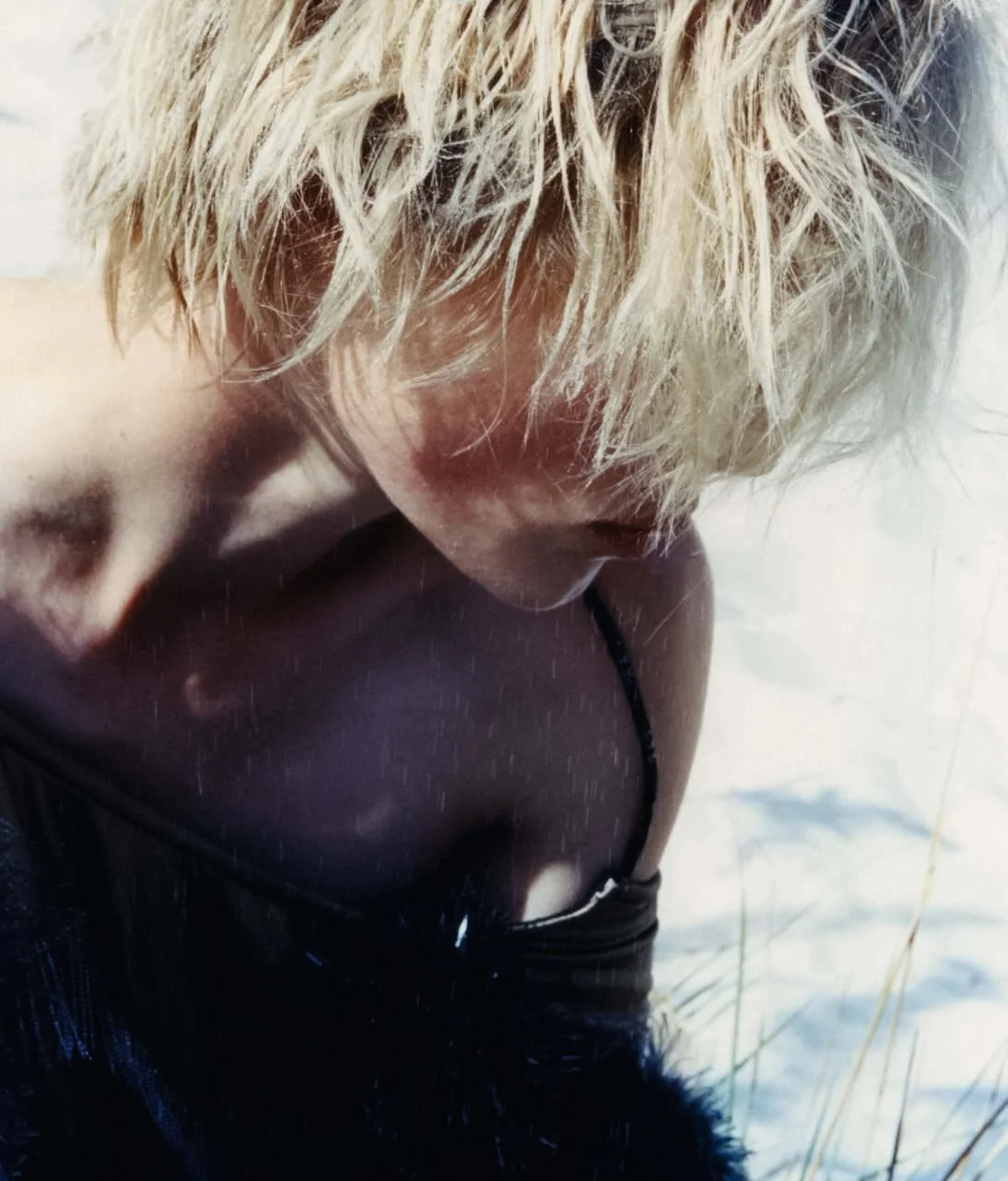 Edie-Campbell-by-Drew-Vickers-d-la-Repubblica-8.jpeg