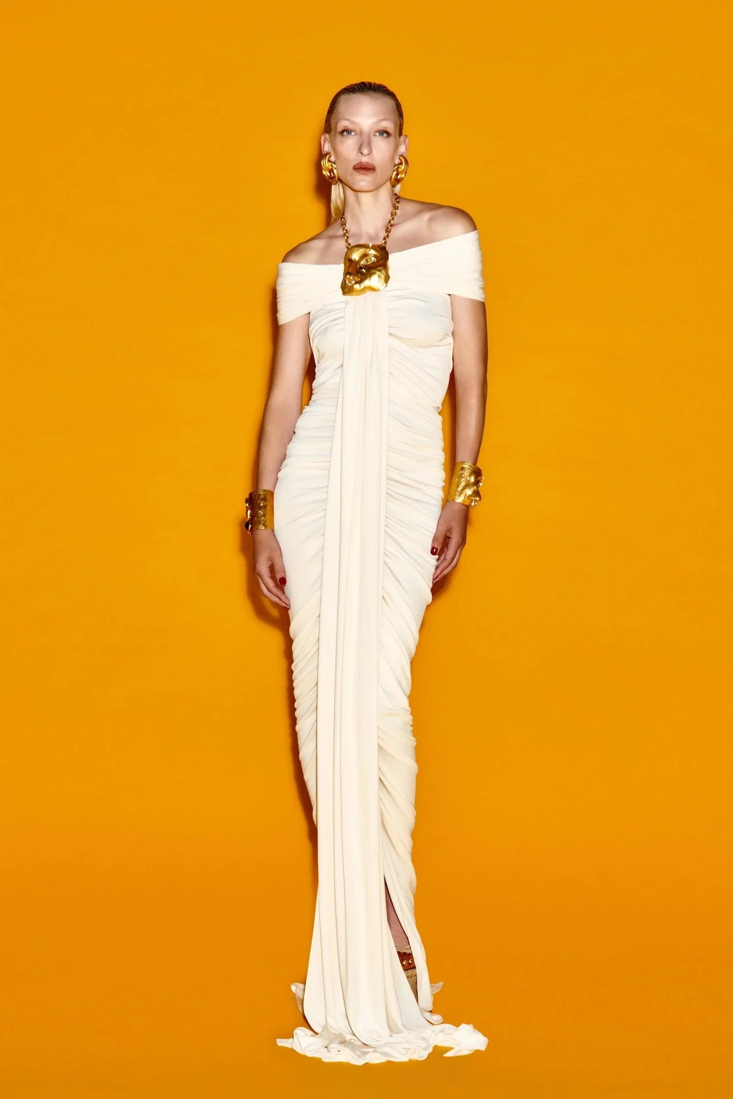 Schiaparelli-Sp-2023-Ready-to-Wear00005.jpeg