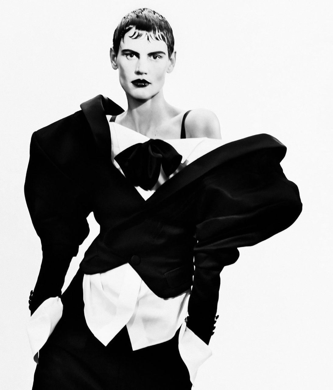 Paolo-Roversi-fall-couture-in-d-Magazine00010.jpeg