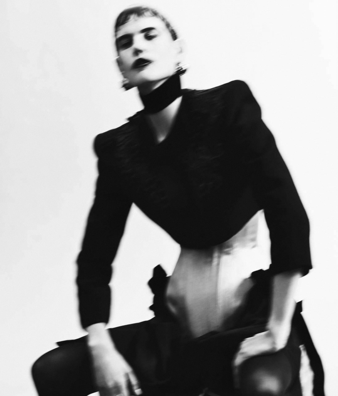 Paolo-Roversi-fall-couture-in-d-Magazine00013.jpeg