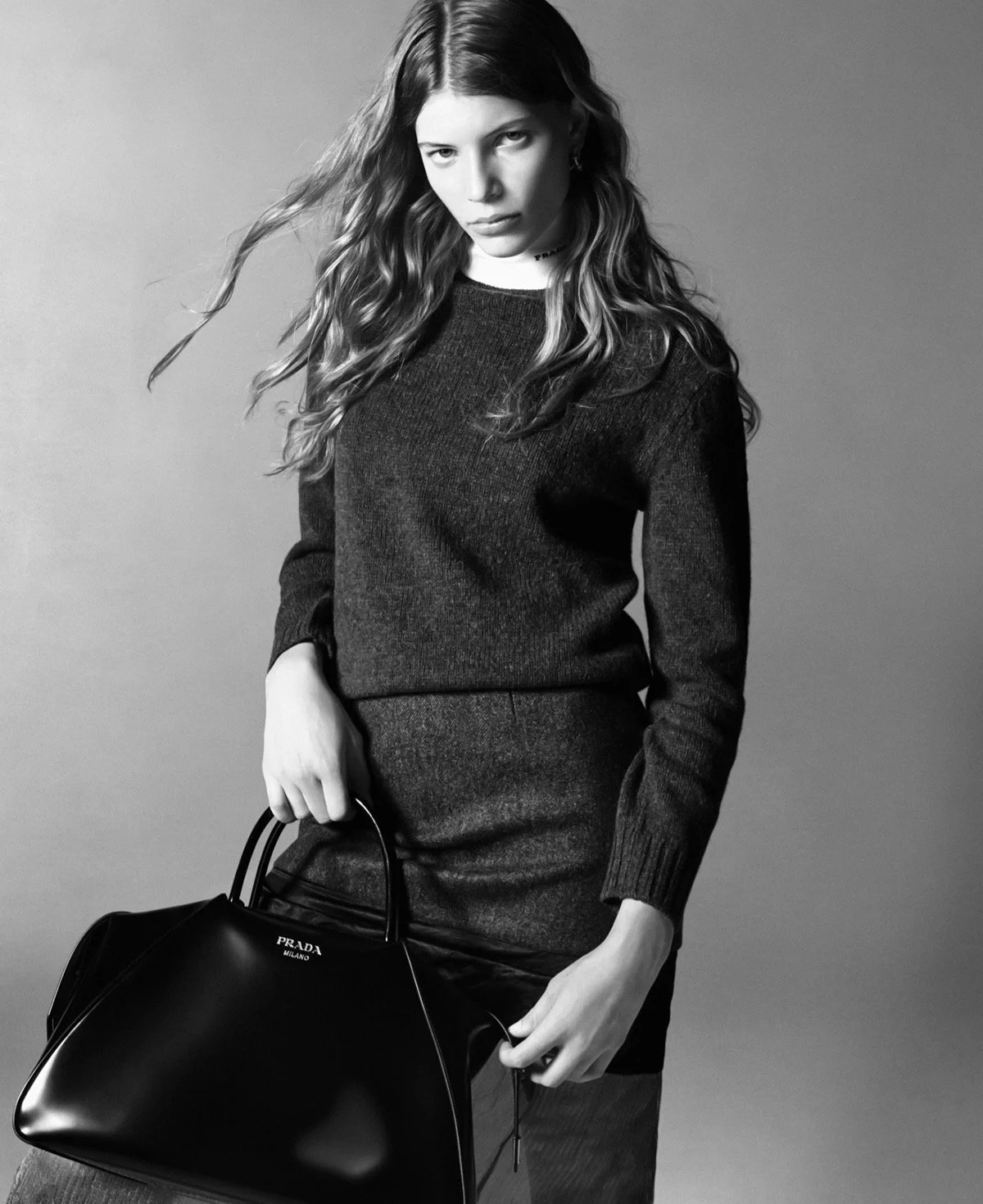 Mirthe-Dijk-and-Evie-Harris-by-Christian-MacDonald-for-Elle-US-September-2022-6.jpeg