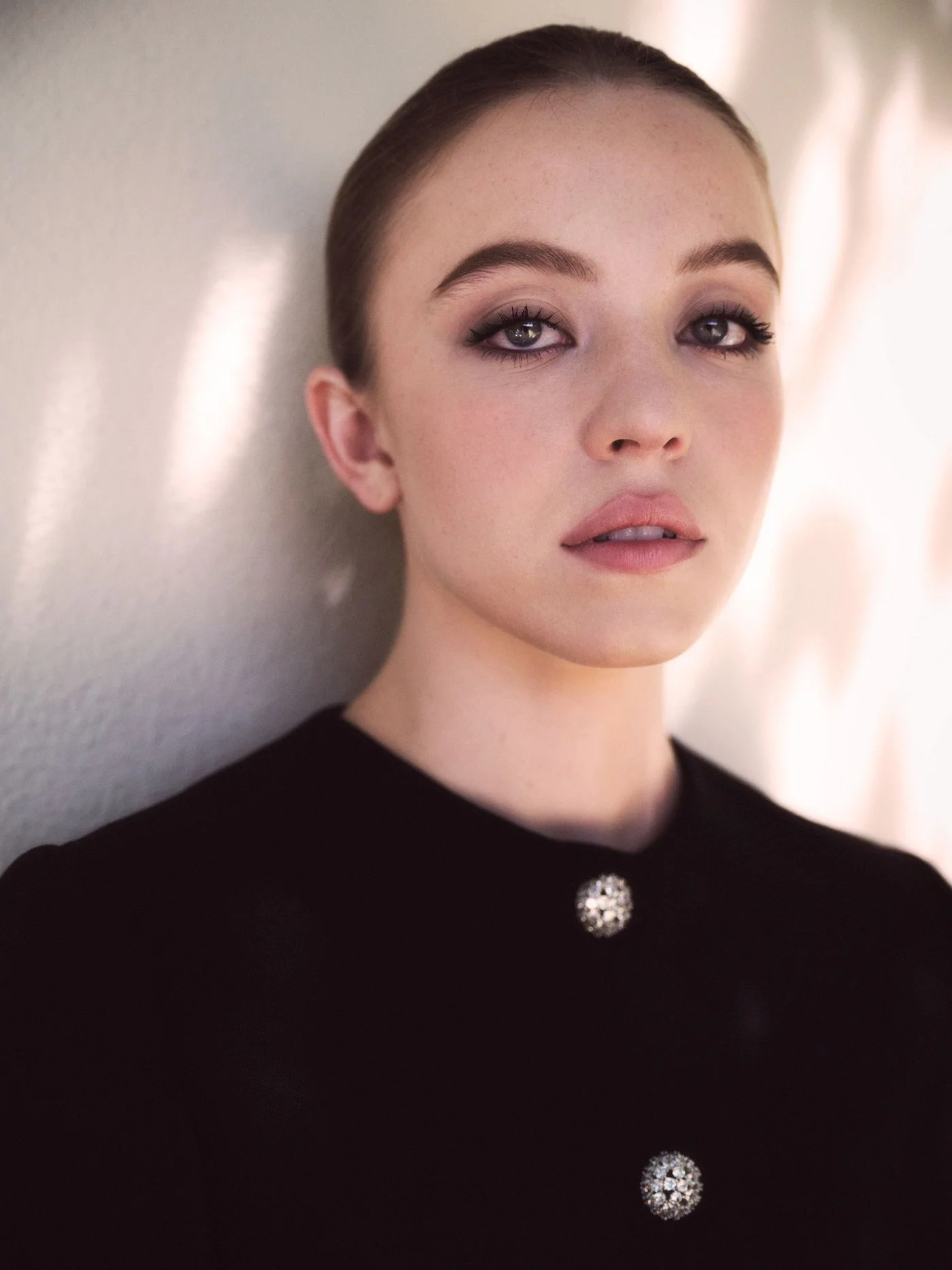 Sydney-Sweeney-by-Sharif-Kamza-ELLE-Nov-202200007.jpeg
