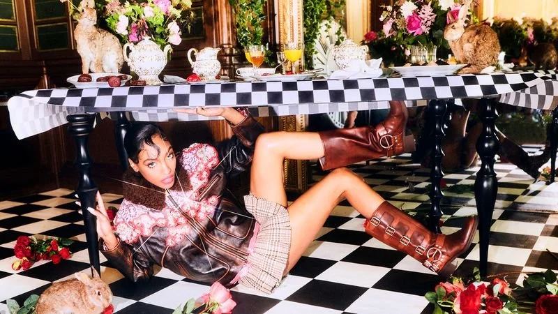 Jourdan-Dunn-by-Ellen-Von-Unwerth-Grazia-Italy00007.jpeg