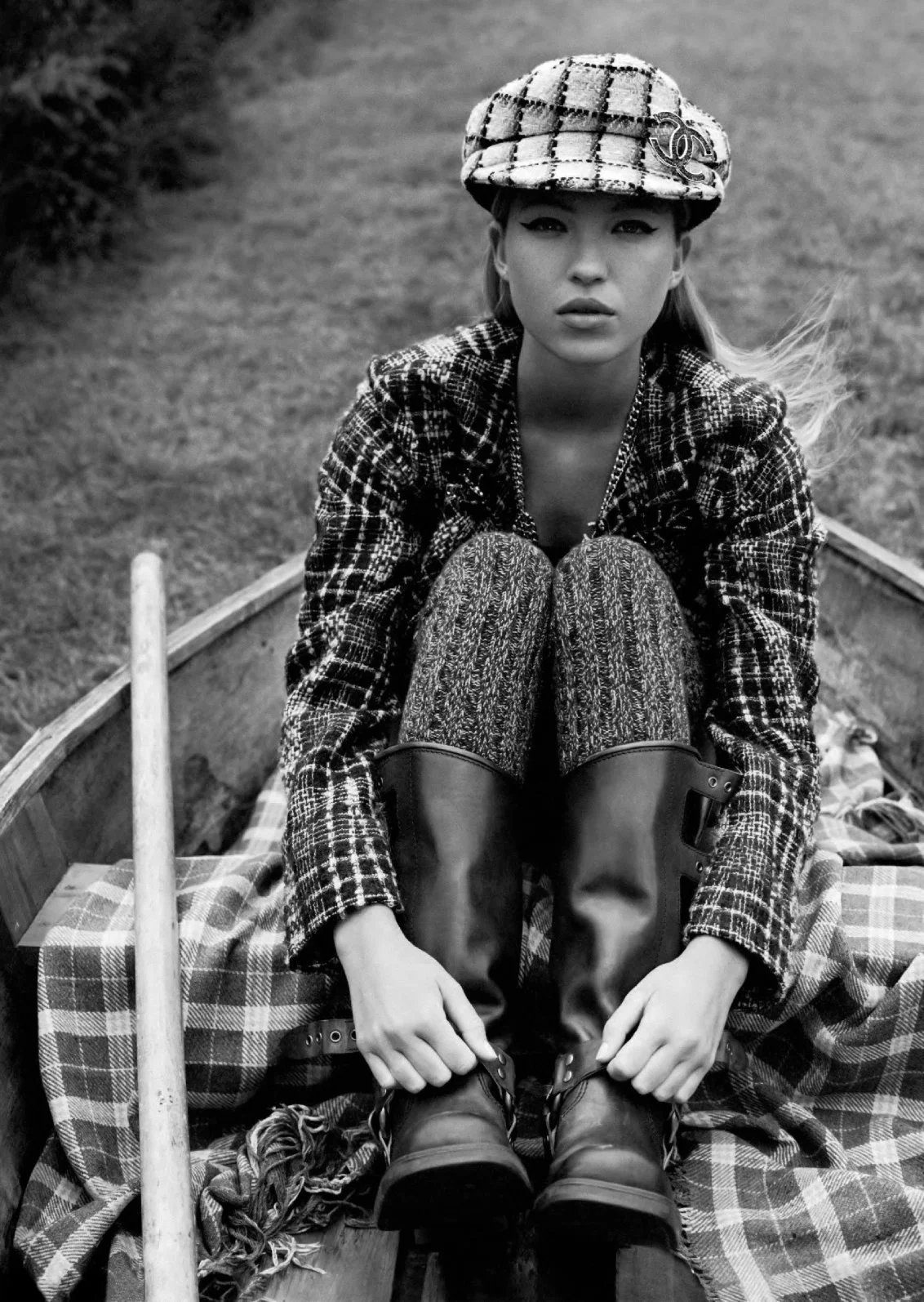 Lila-Moss-by-Sean-Thomas-Vogue-UK-Oct-2022-00004.jpeg