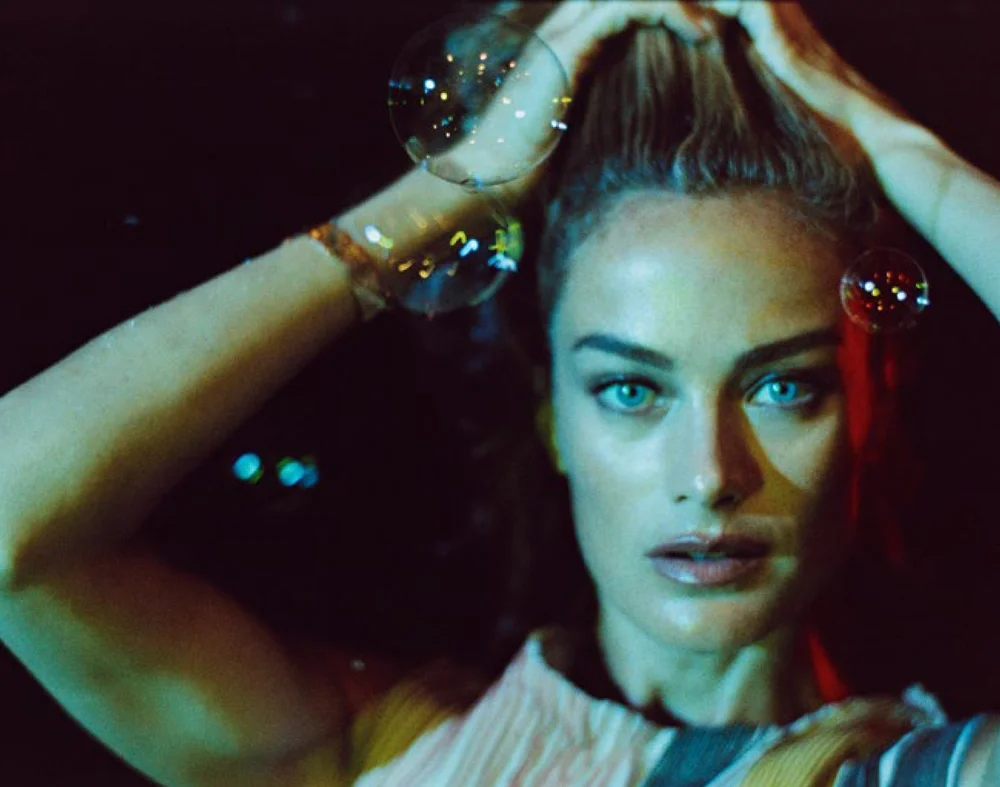 Carolyn-Murphy-by-Steven-Meisel-Vogue-Italia-Nov-201400011.jpeg