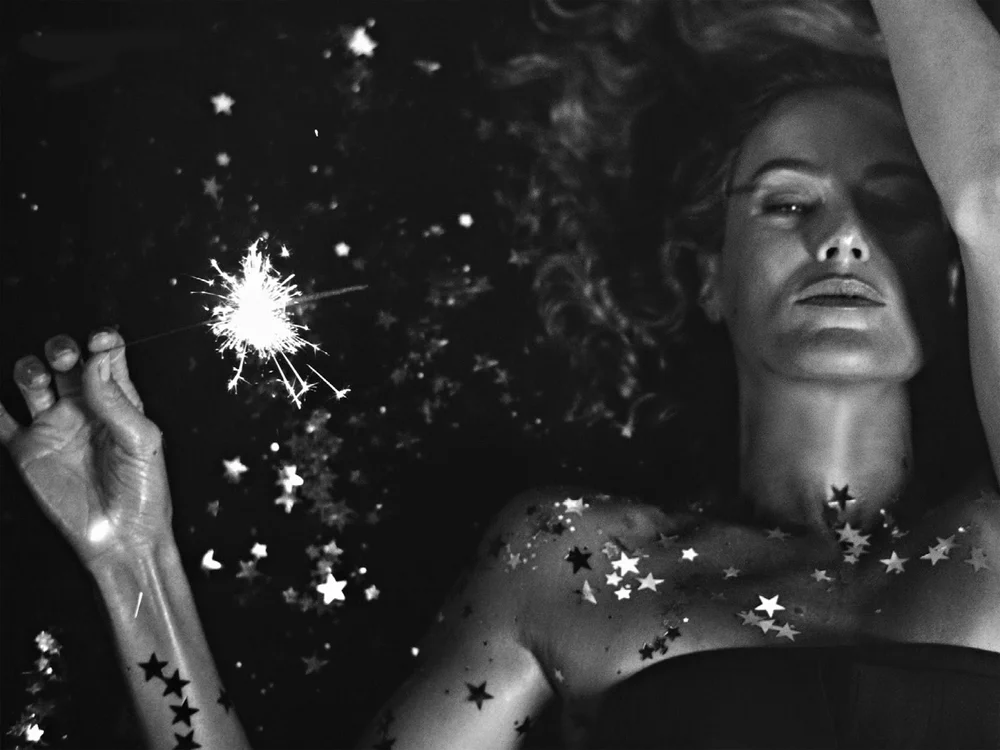 Carolyn-Murphy-by-Steven-Meisel-Vogue-Italia-Nov-201400003.jpeg