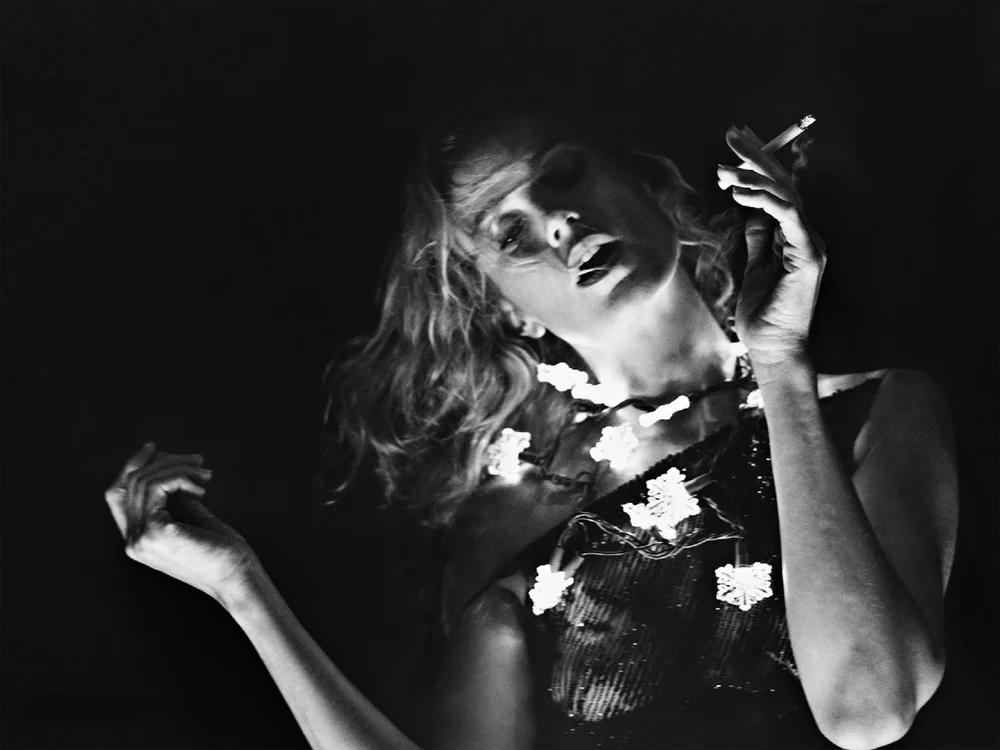 Carolyn-Murphy-by-Steven-Meisel-Vogue-Italia-Nov-201400004.jpeg
