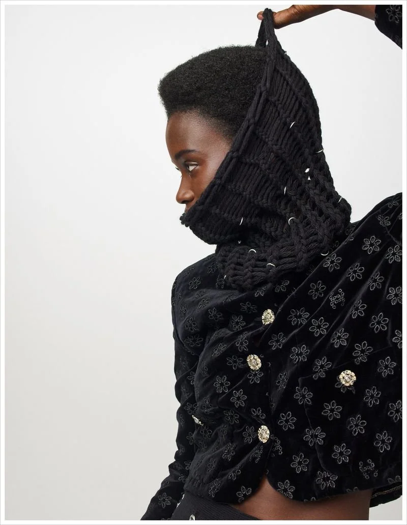 Fatou-Jobe-by-Jason-Kibbler-ELLE-UK-Nov-202200011.jpeg
