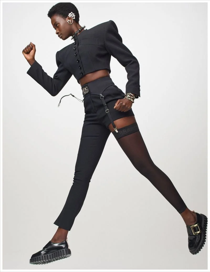 Fatou-Jobe-by-Jason-Kibbler-ELLE-UK-Nov-202200002.jpeg