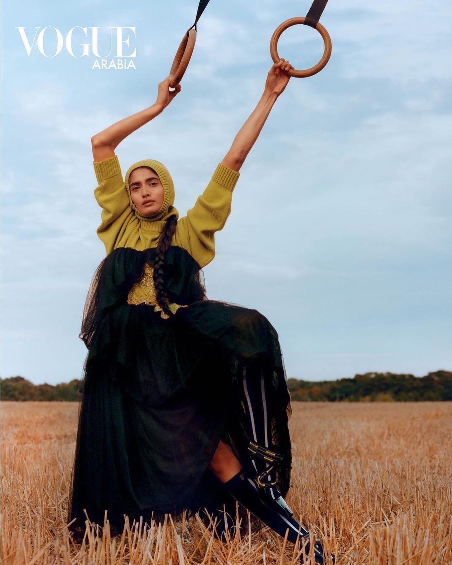 Aishwarya-Gupta-by-Rory-Payne-Vogue-Arabia-Athlesure00008.jpg