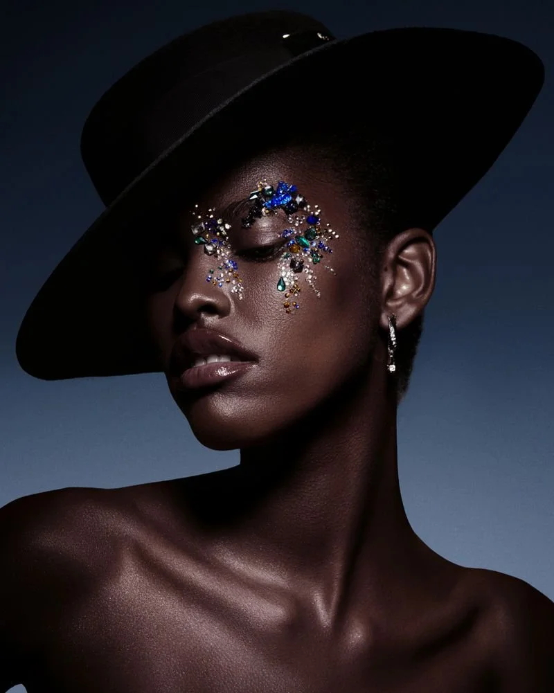 Amilna-Estevao-by-Raul-Tovar-Harpers-Bazaar-Mexico-00002.jpeg