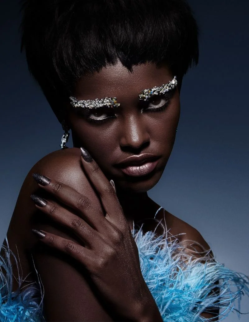 Amilna-Estevao-by-Raul-Tovar-Harpers-Bazaar-Mexico-00004.jpeg