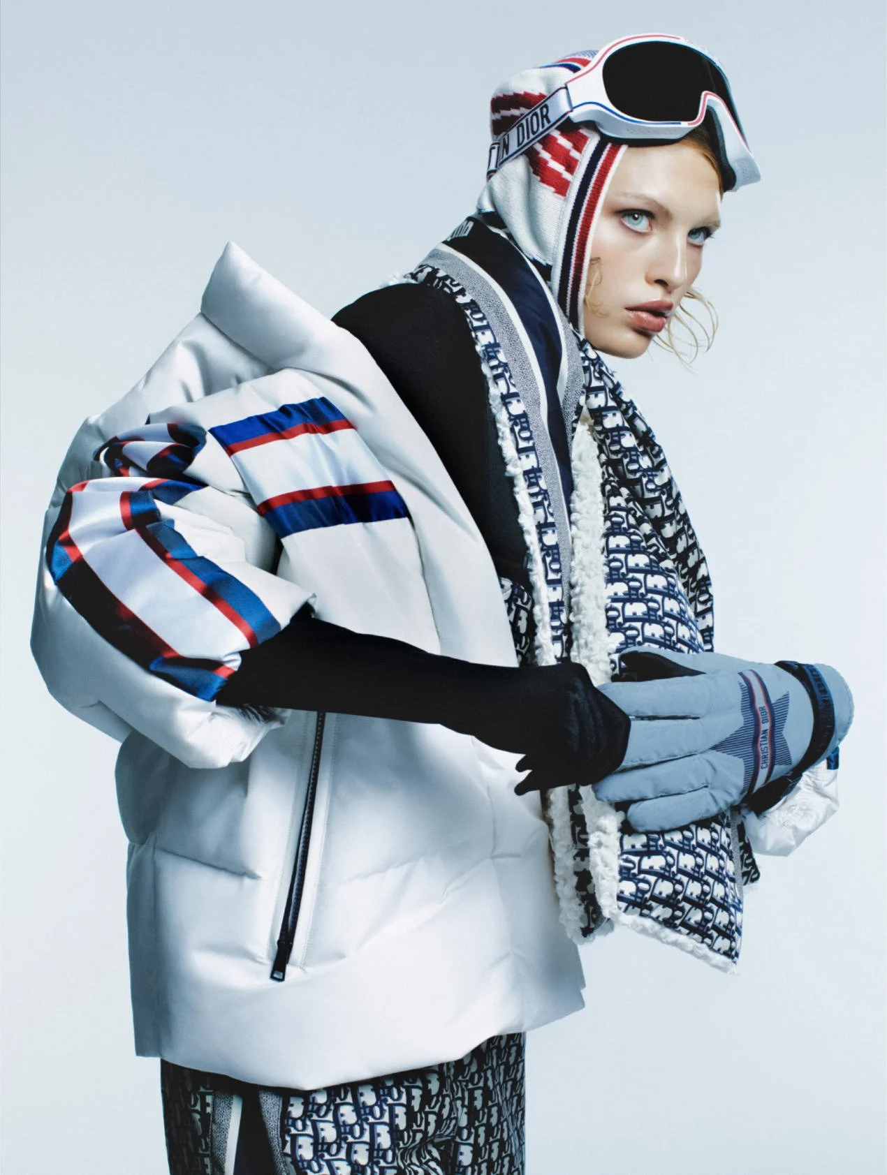 Karolina-Spakowski-by-Lulu-McArdle-ELLE-UK-Dec-202200006.jpeg
