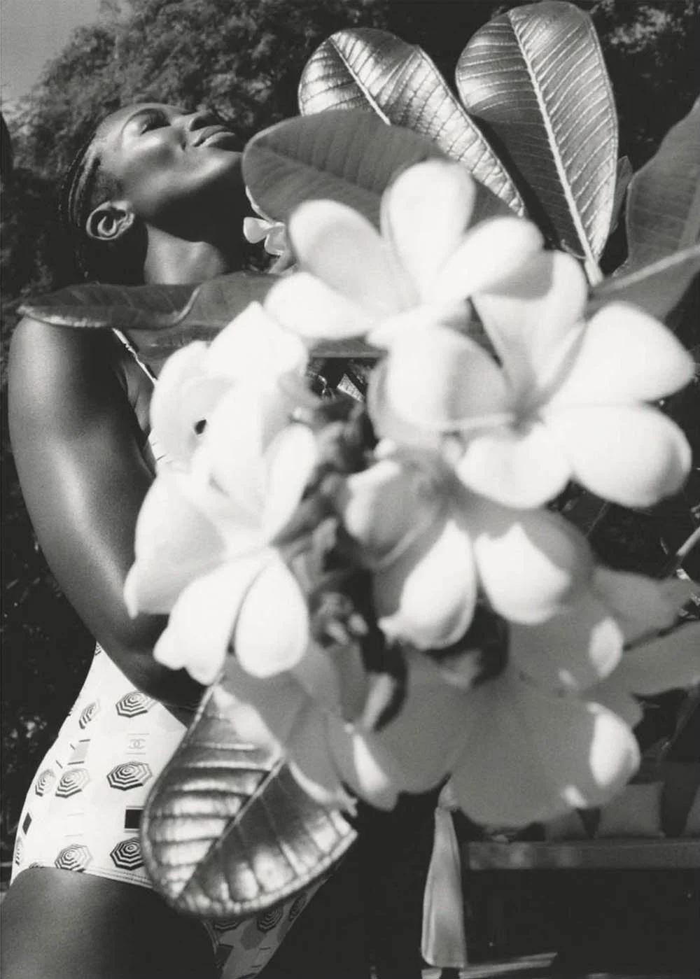 Naomi-Campbell-by-Jamie-Hawkesworth-for-British-Vogue-July-2019-8.jpeg