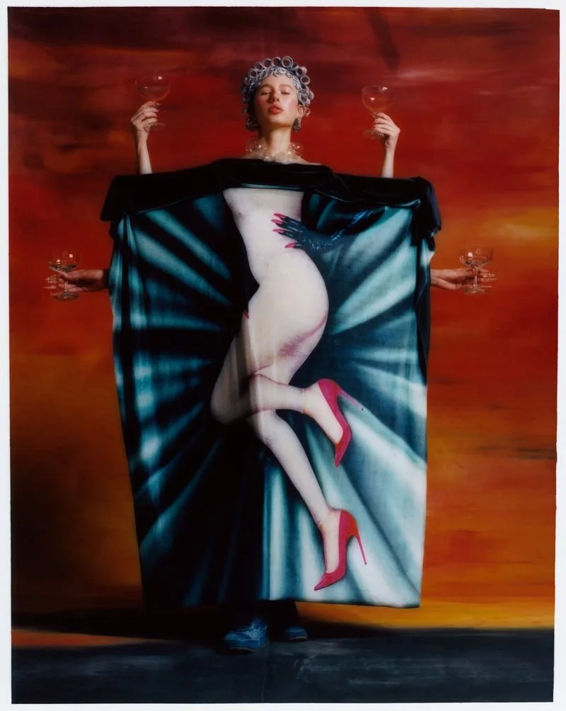 Nora-Svenson-by-Javier-Castan-Numero-Tokyo-December-2022-00005.jpeg