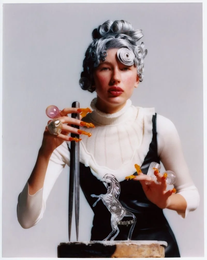 Nora-Svenson-by-Javier-Castan-Numero-Tokyo-December-2022-00003.jpeg