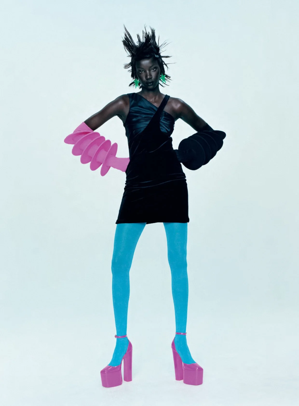 Anok-Yai-by-Oliver-Hadlee-Pearch-Vogue-UK-00007.jpeg