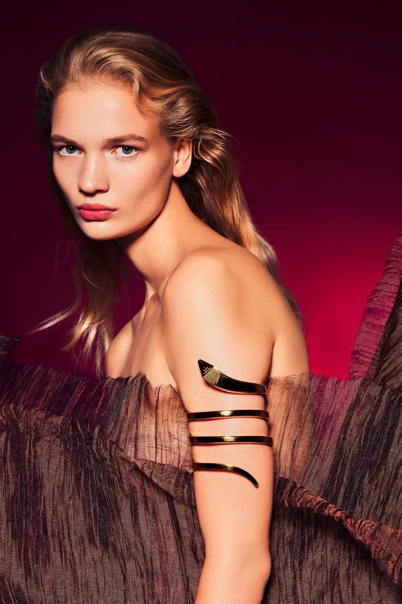 Nancy-Schneider-by-Fernando-Gomez-Grazia-Jewelry-00001.jpeg